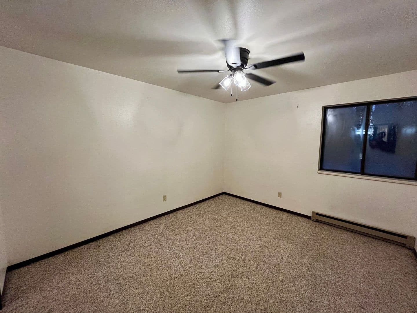 Marshfield Apartment: 1711 Sawyer Dr