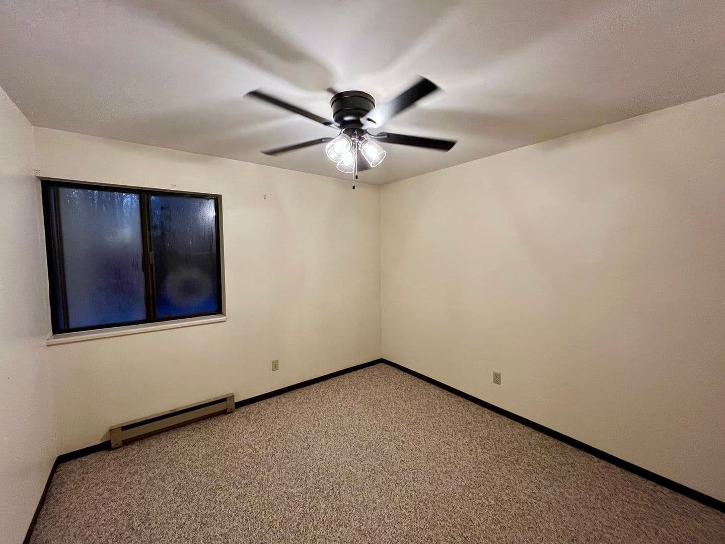 Marshfield Apartment: 1711 Sawyer Dr