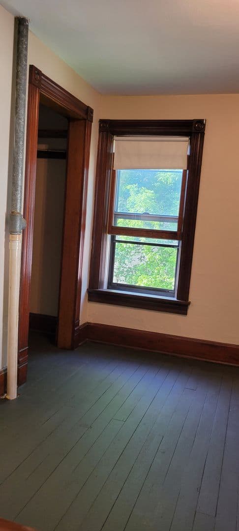 Wausau Apartment: 121 S 7th Street