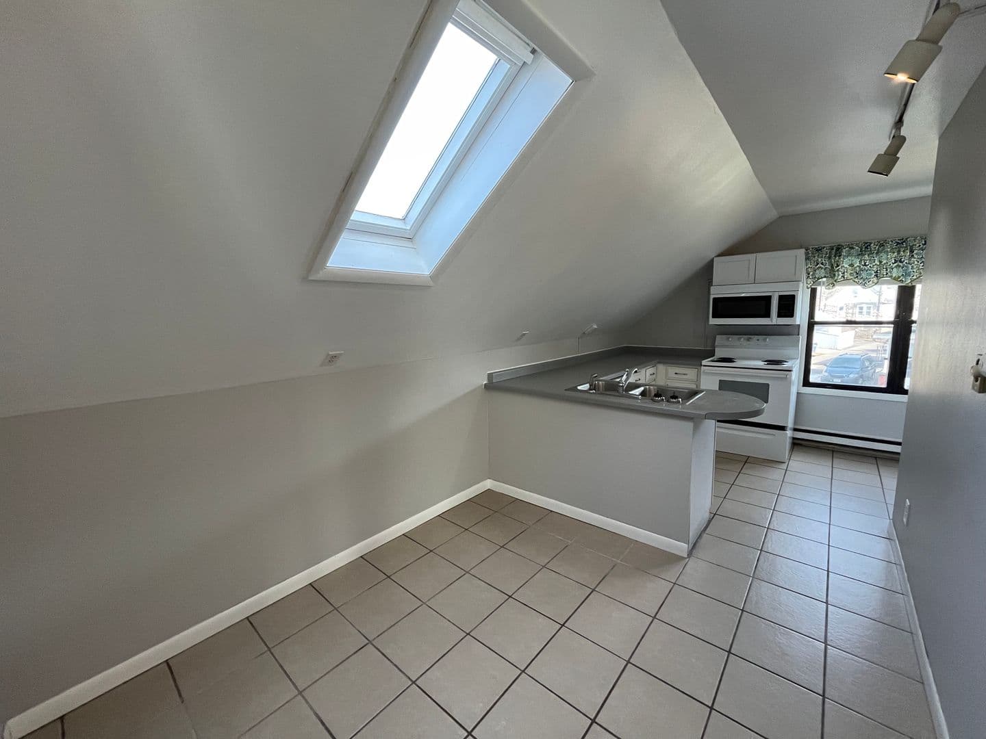 Wausau Apartment: 803 Grand Ave
