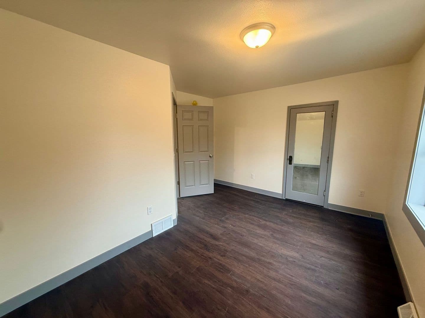 Wausau House: 705 E Thomas St
