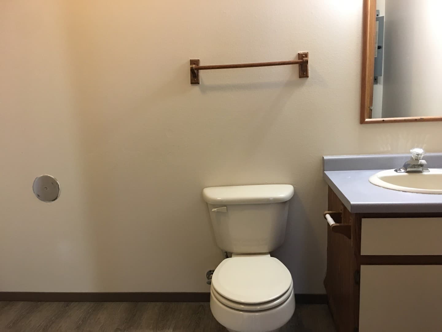 Plover Apartment: 1170 Dodds Drive