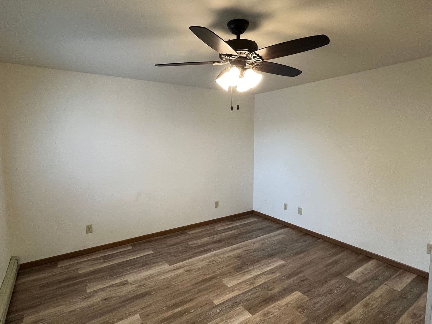 Plover Apartment: 2450 Willow Dr
