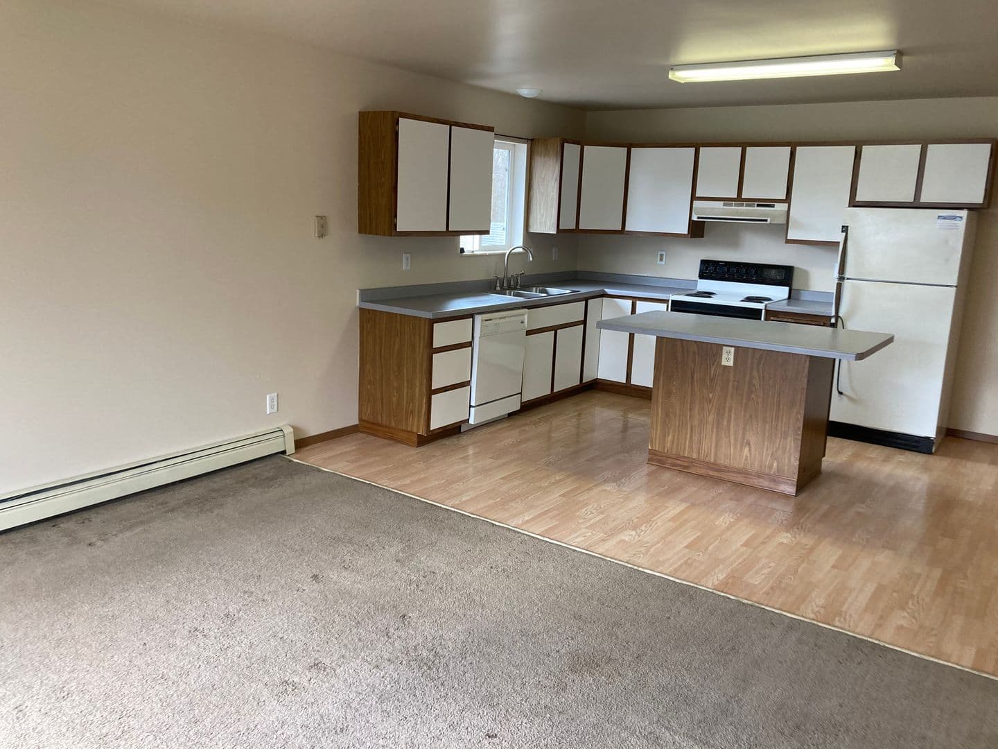 Plover Apartment: 1170 Dodds Drive