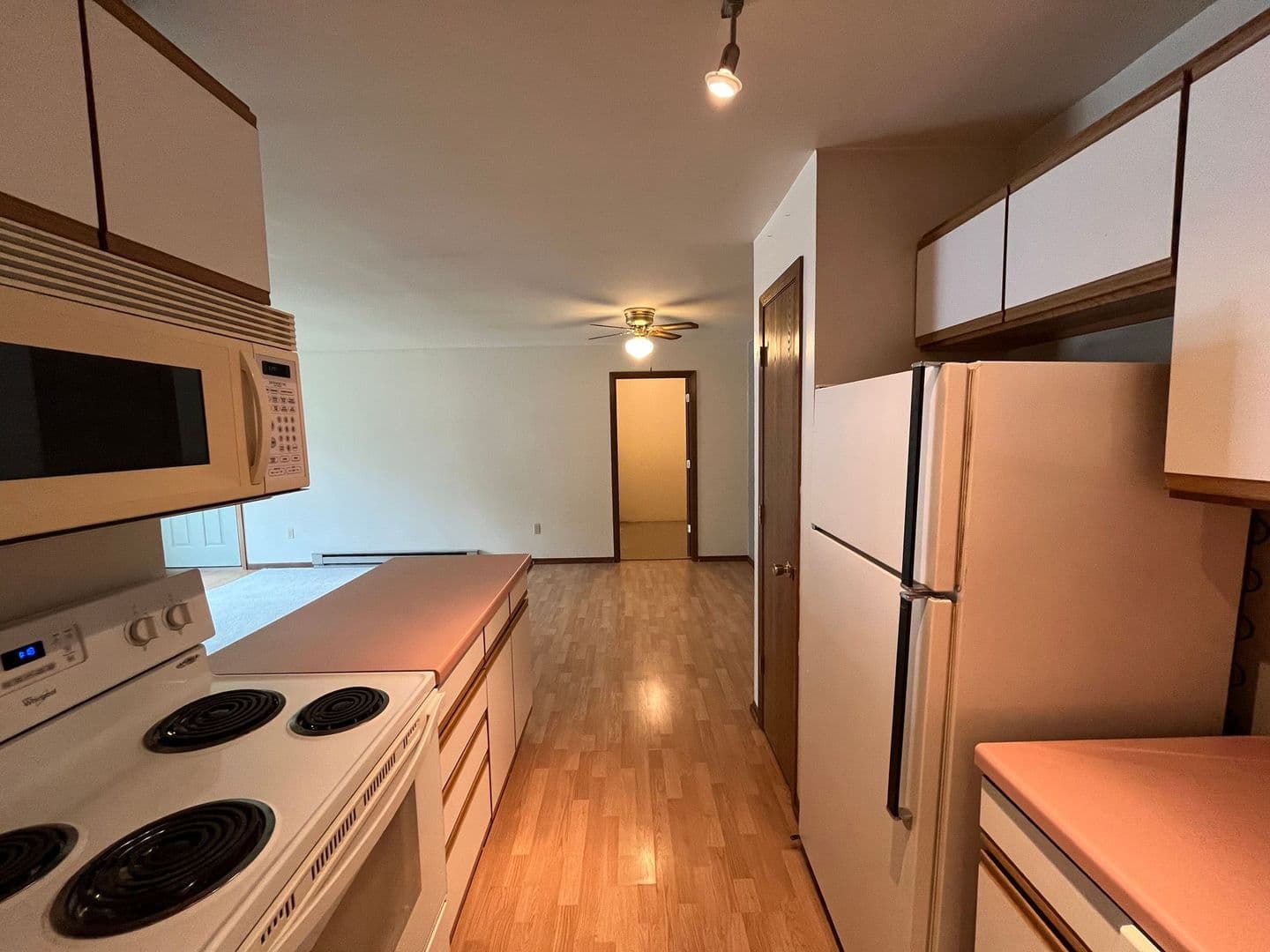Medford Apartment: 805 W Allman Street