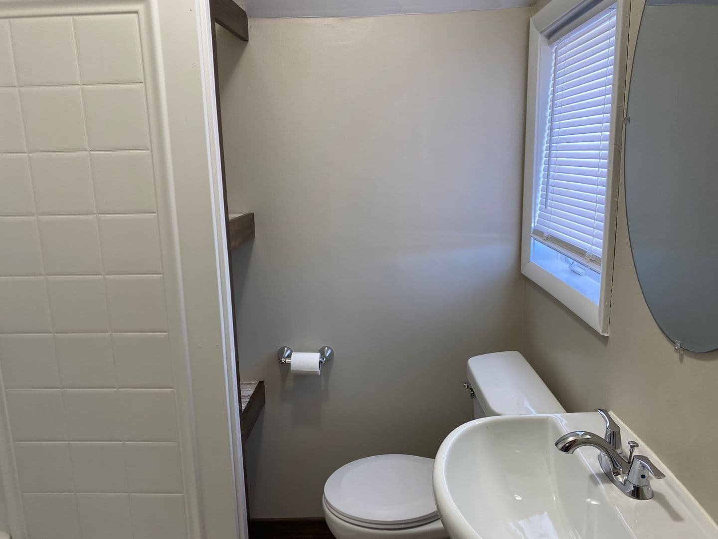 Merrill Apartment: 1800 E Main St