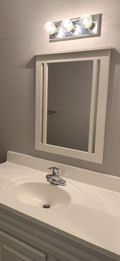 Rhinelander Apartment: 2965 Cranes Rd
