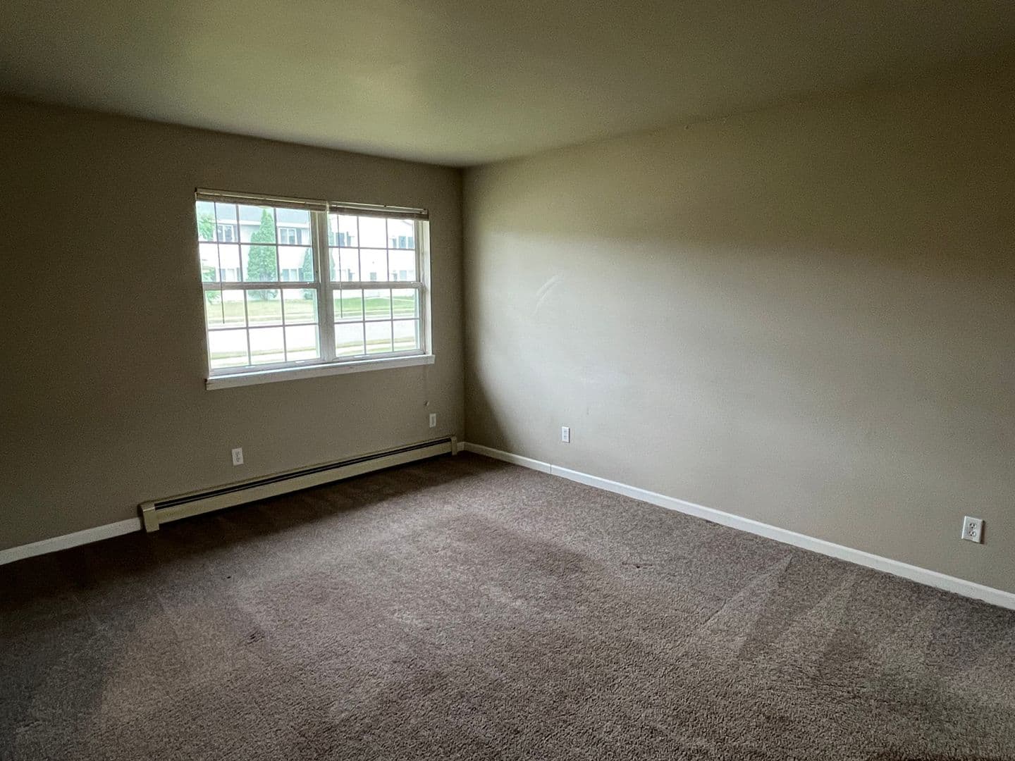 Stevens Point Apartment: 2448 4th Ave