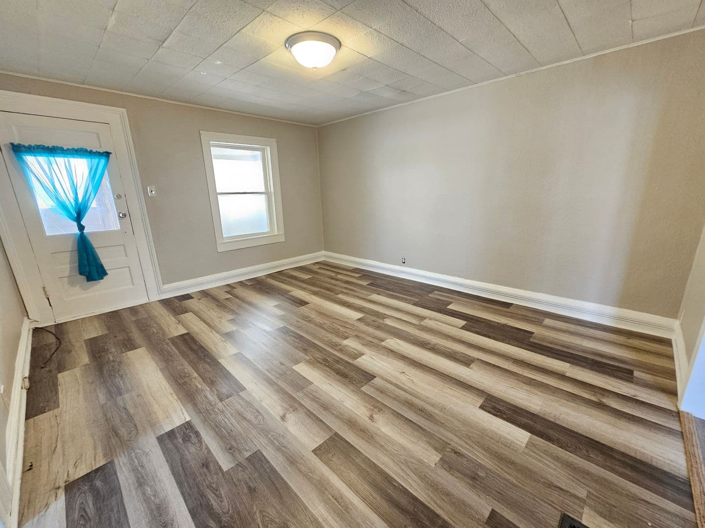 Wisconsin Rapids Apartment: 341 9th St N