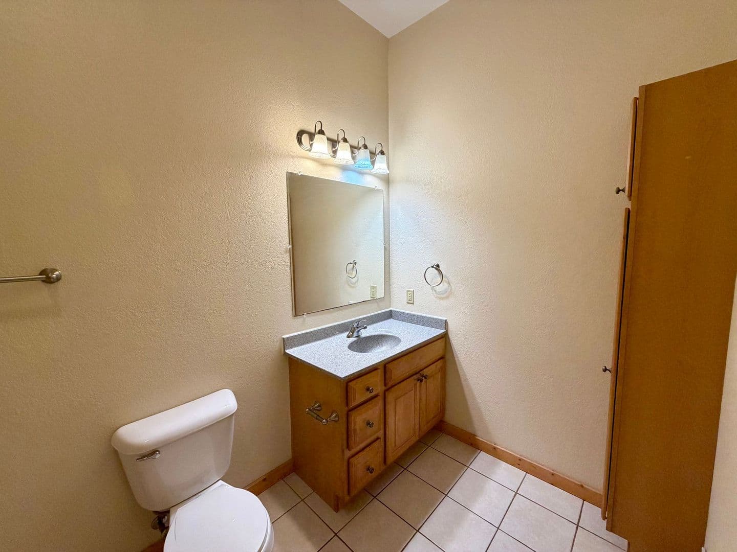 Rhinelander Apartment: 436 Thayer St