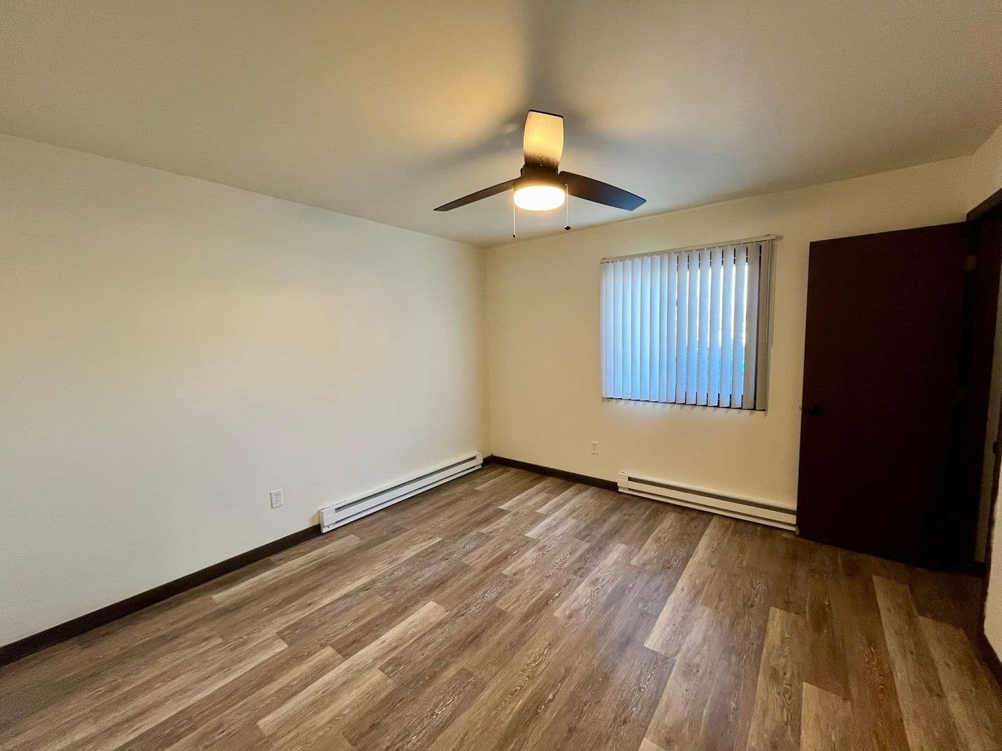 Marshfield Apartment: 1010 Sawyer Dr
