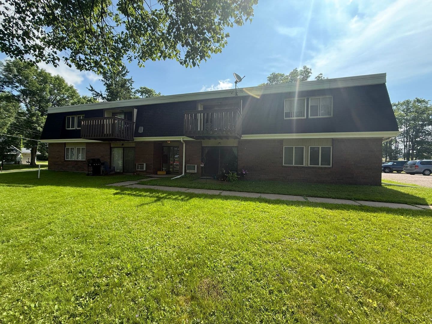 Marshfield Apartment: 1703 Sawyer Dr