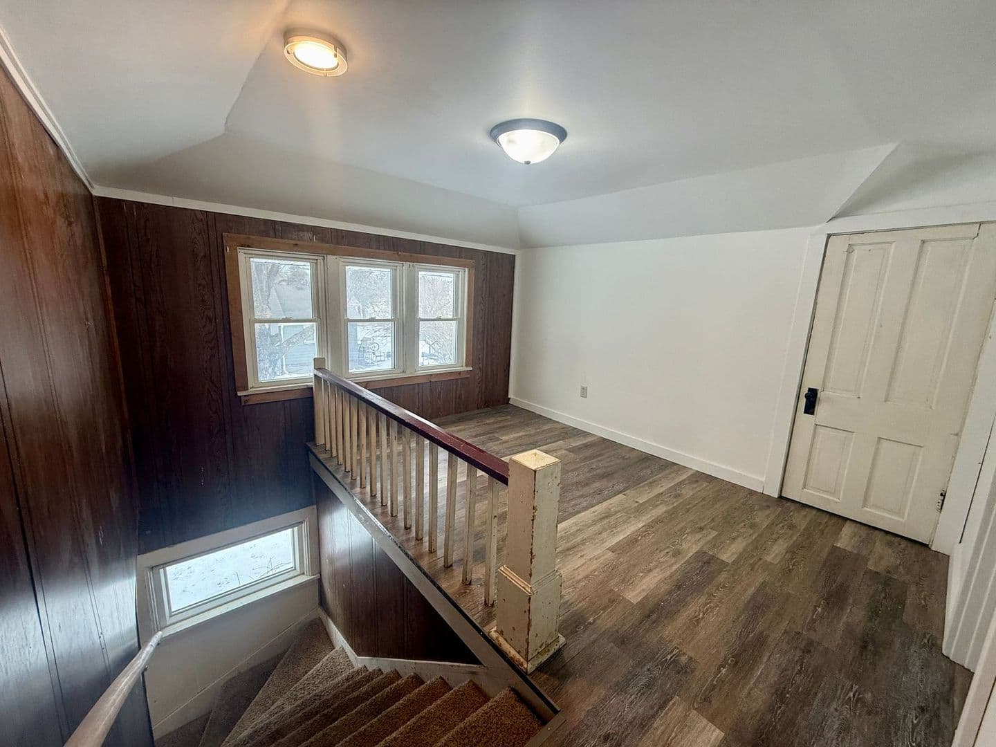 White Lake House: 536 Mill Street