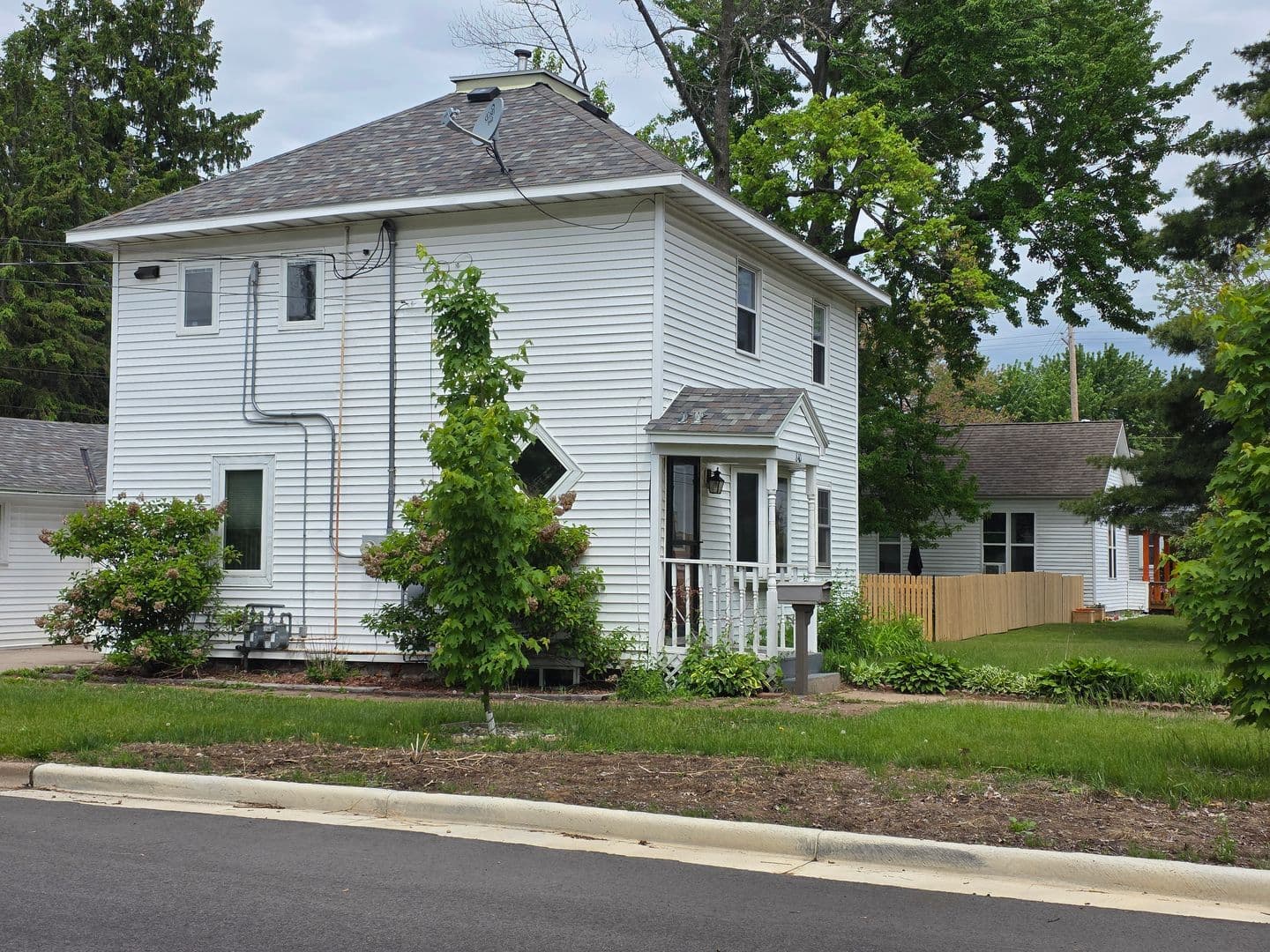Wisconsin Rapids Apartment: 840 Lincoln St