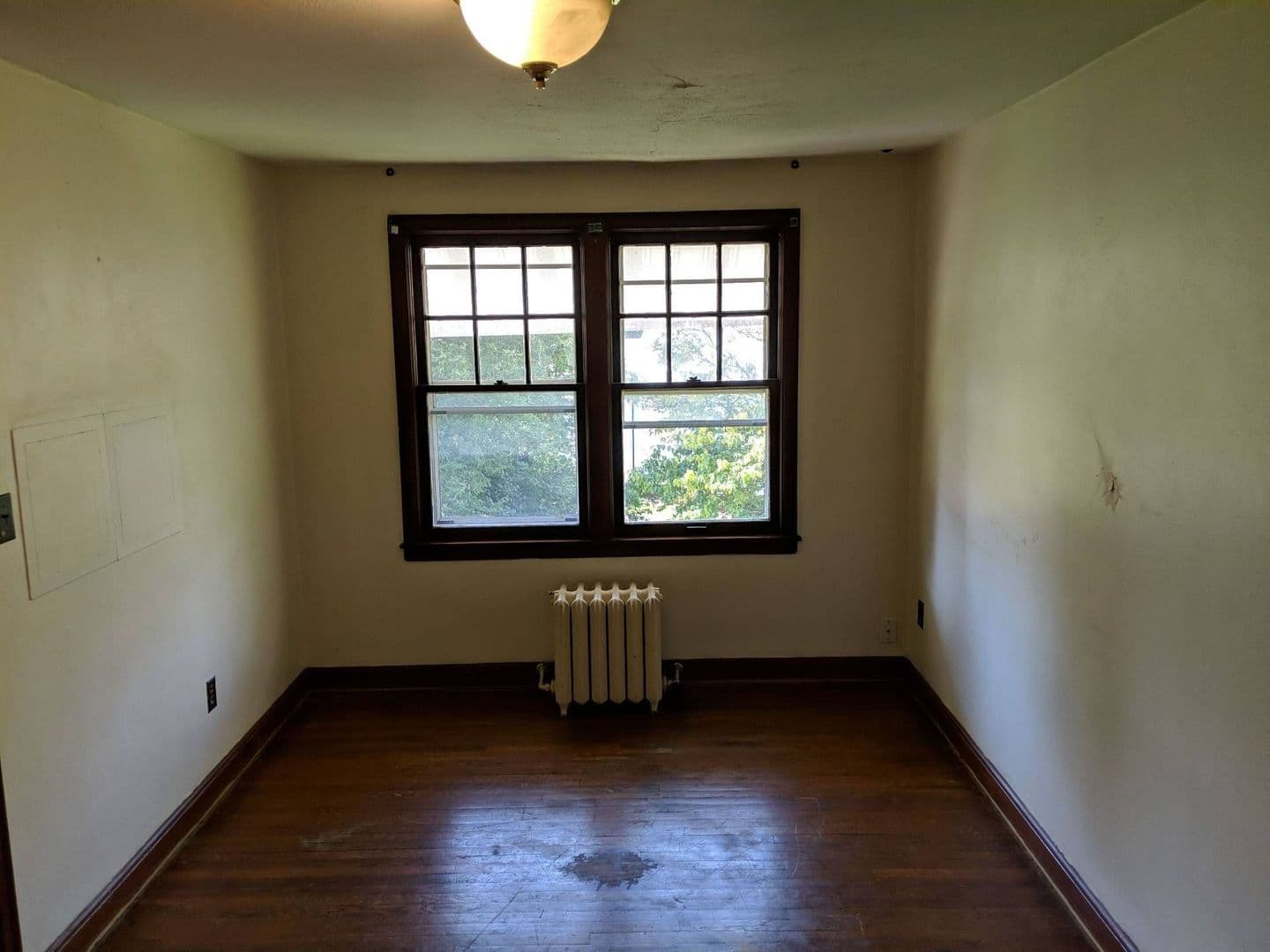 Merrill Apartment: 110 S State St