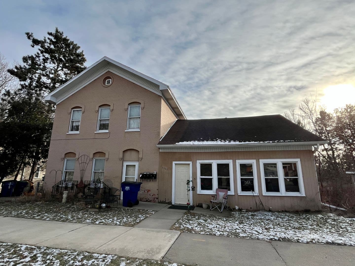 Wausau Apartment: 1111 Kickbusch St