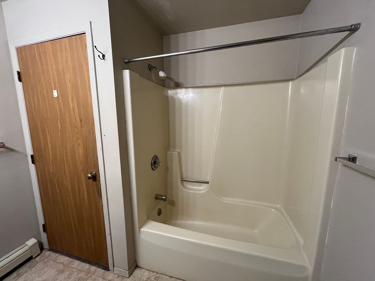 Stevens Point Apartment: 2448 4th Ave