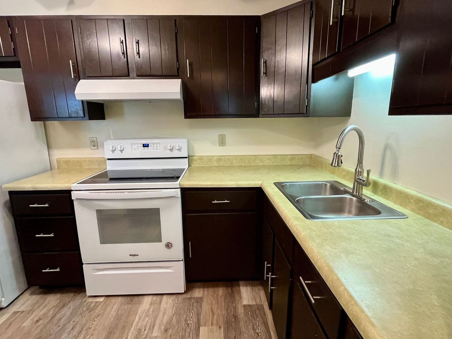 Marshfield Apartment: 1703 Sawyer Dr