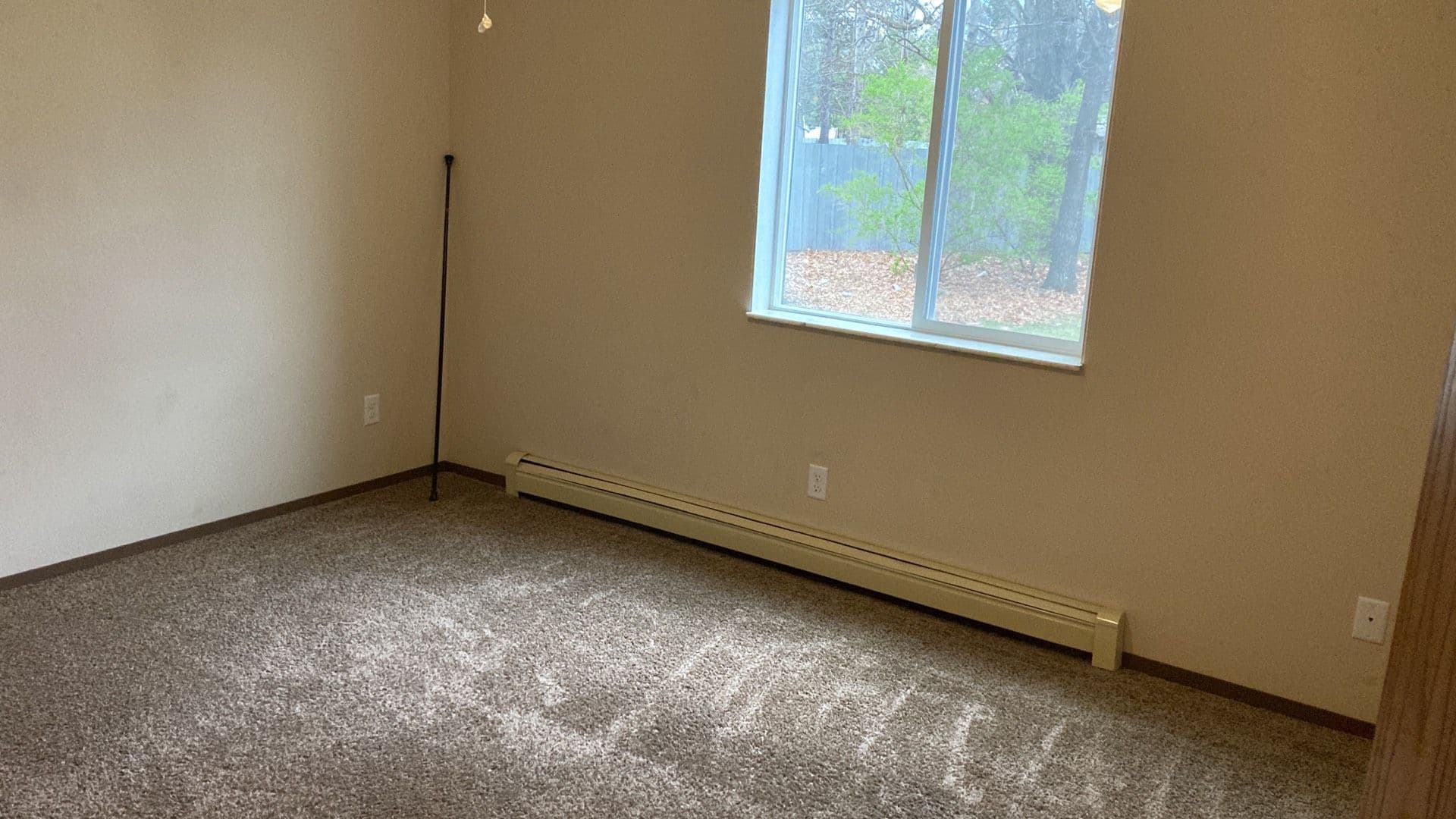 Plover Apartment: 1170 Dodds Drive