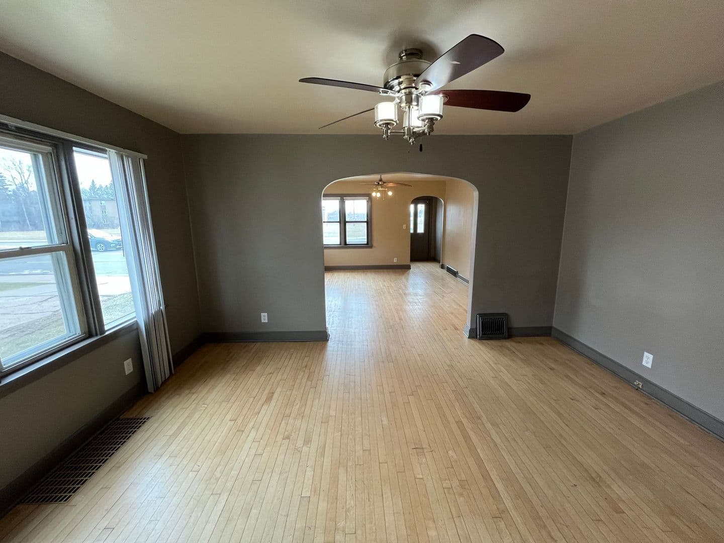Wausau Apartment: 803 Grand Ave