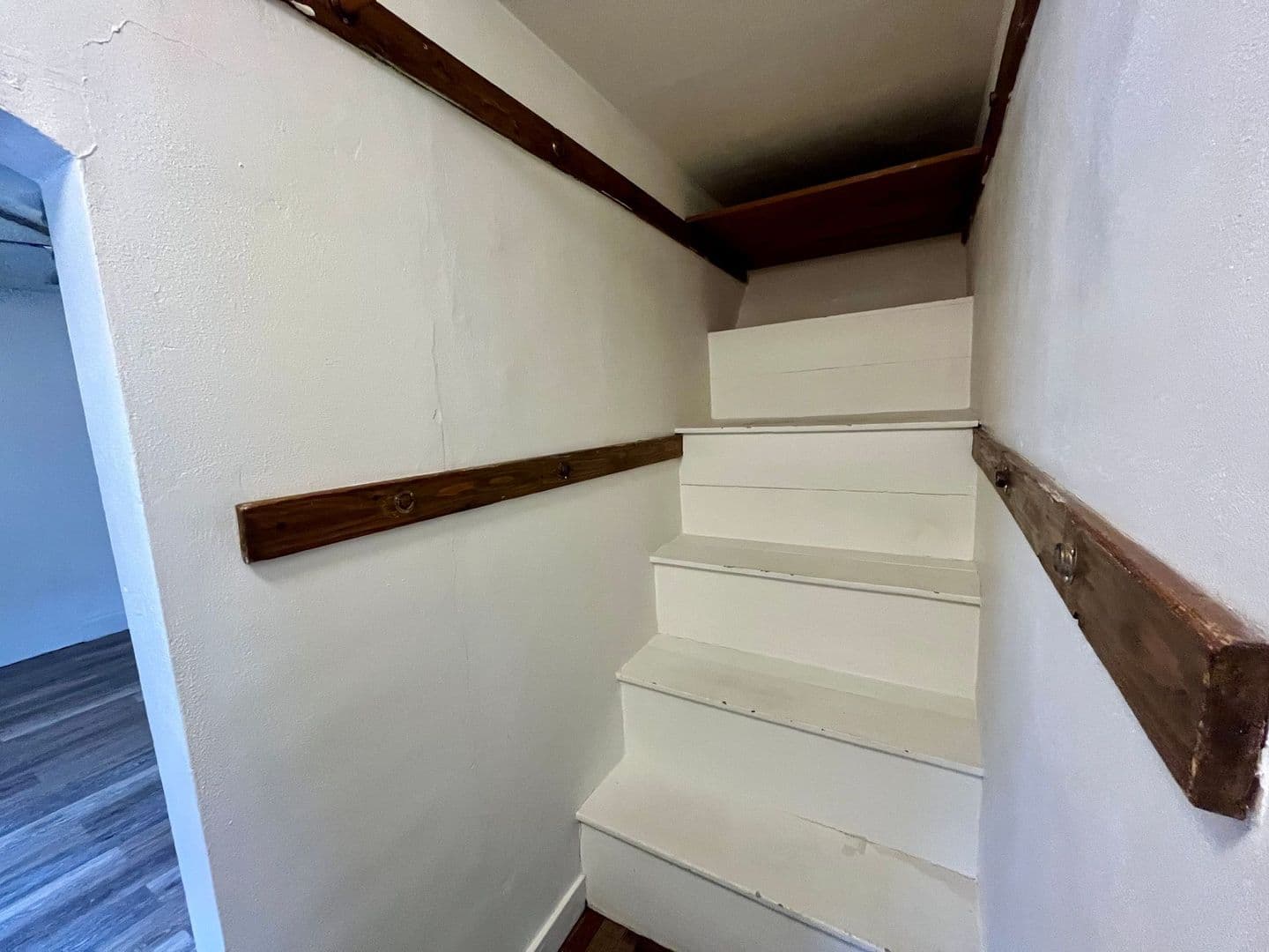Wausau Apartment: 701 Scott St