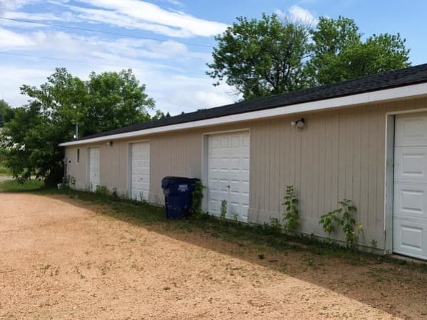 Wittenberg Apartment: 209 E Wood Ave