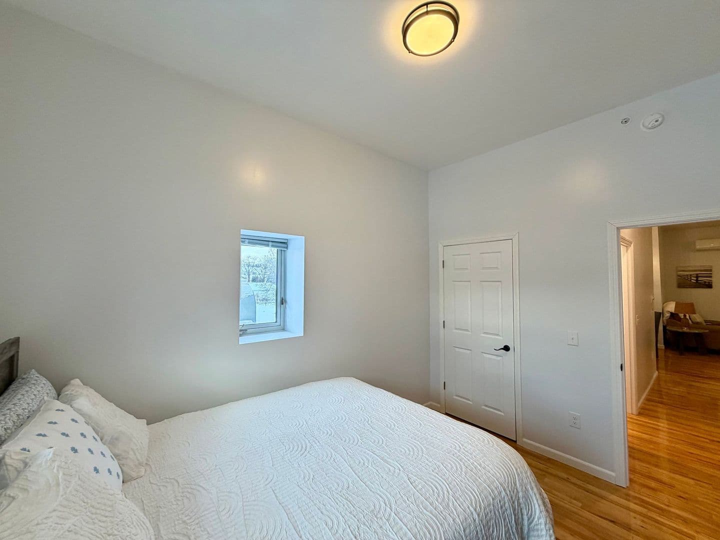 Wausau Apartment: 719 N 3rd Ave - Furnished