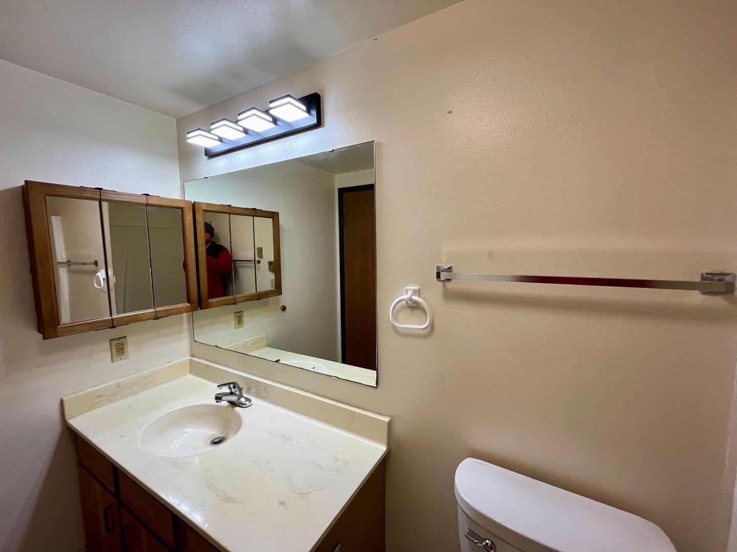 Marshfield Apartment: 1711 Sawyer Dr