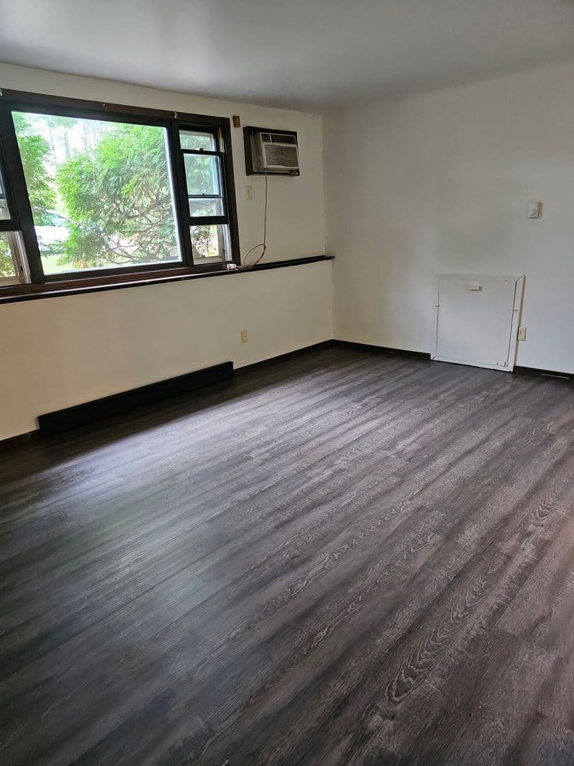 Wisconsin Rapids Apartment: 460-462 Pepper Ave