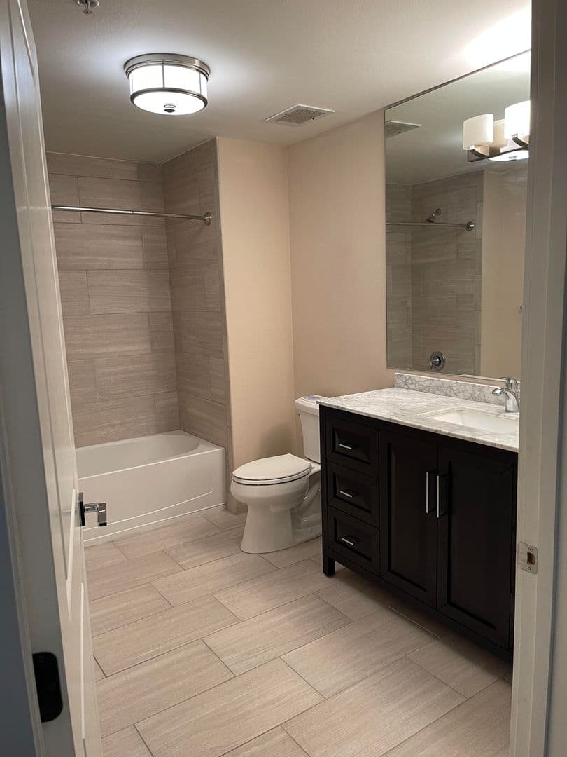Tampa Apartment: 4905 South Elberon Street
