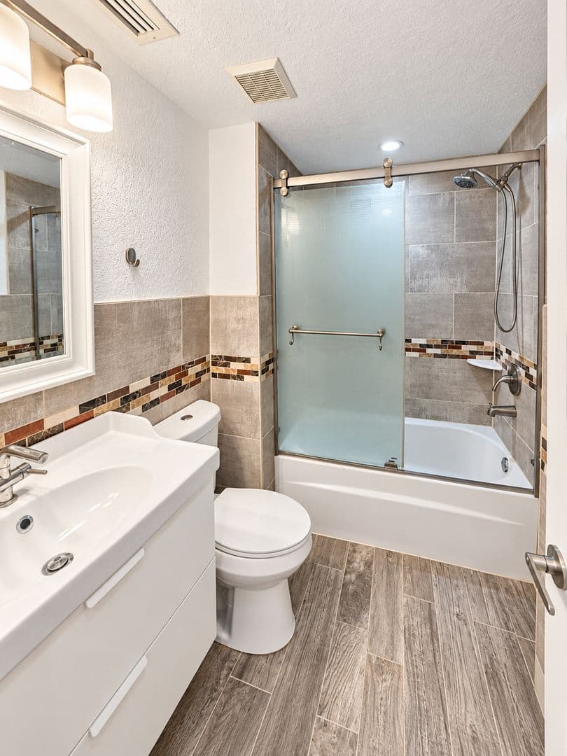 Clearwater Townhome: 2938 PINE CONE CIR APT 46