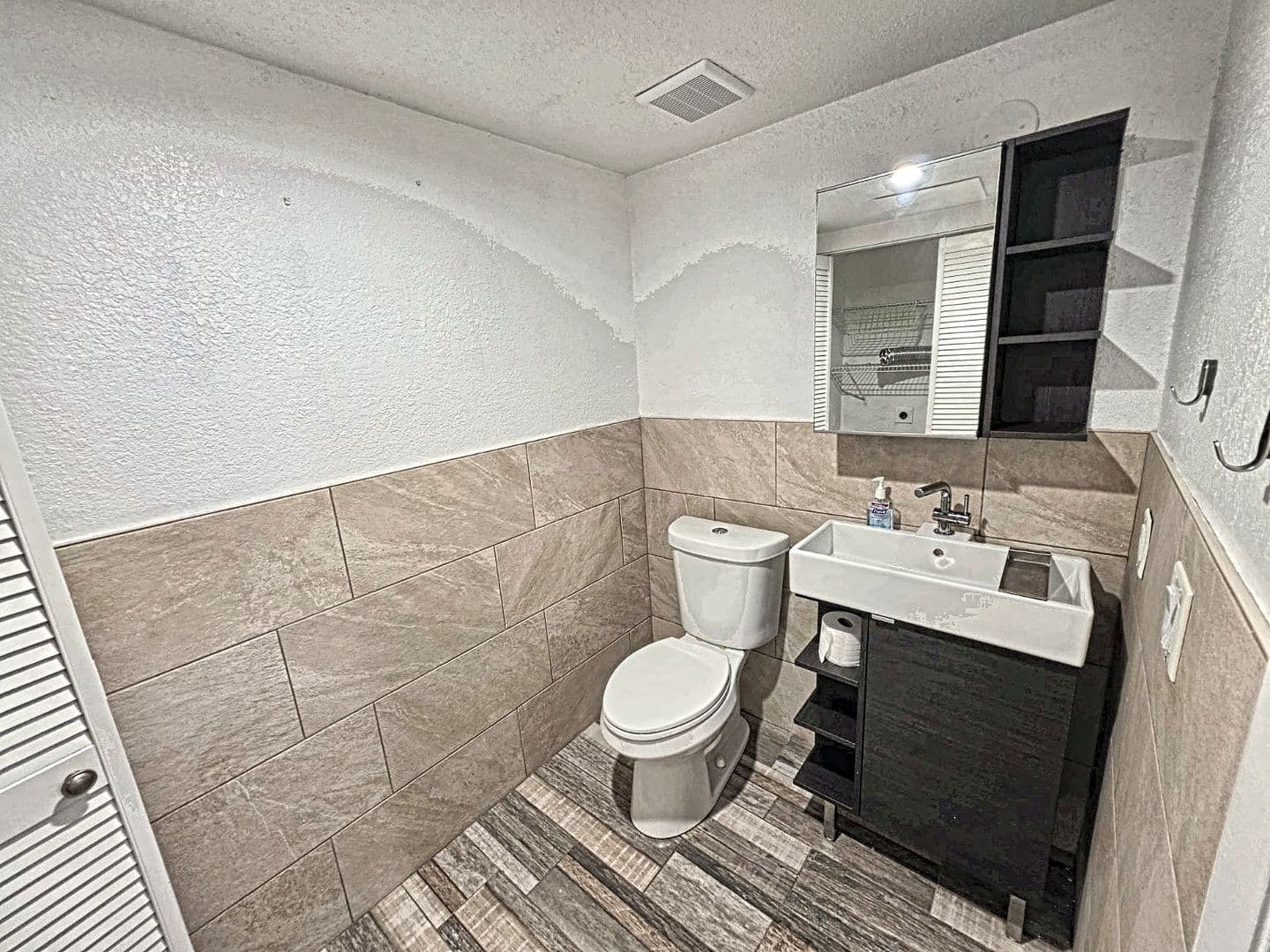 Clearwater Townhome: 2938 PINE CONE CIR APT 46