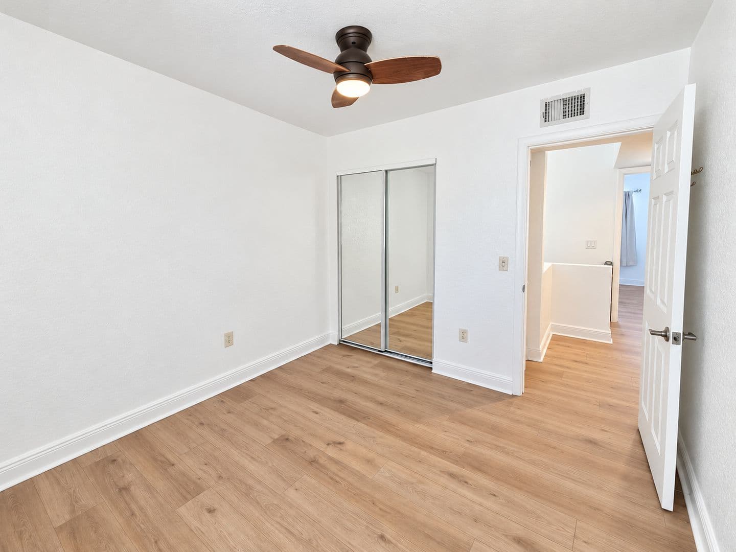 Clearwater Townhome: 2938 PINE CONE CIR APT 46