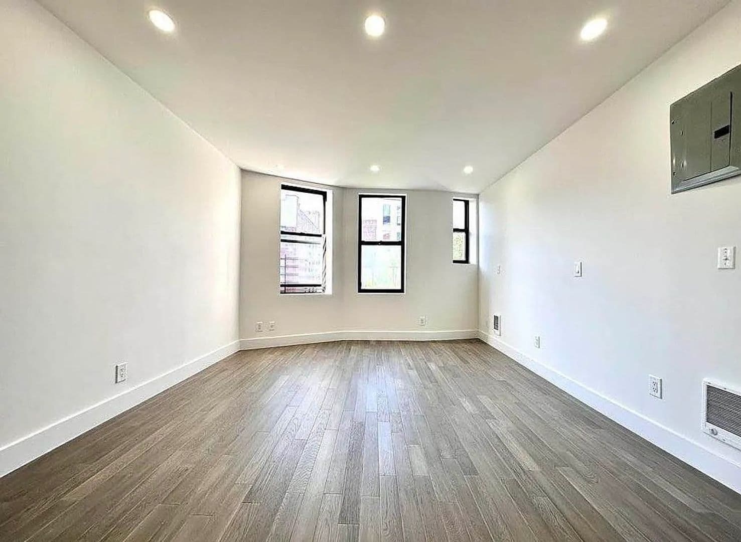 Brooklyn Apartment: 2112 Regent Place