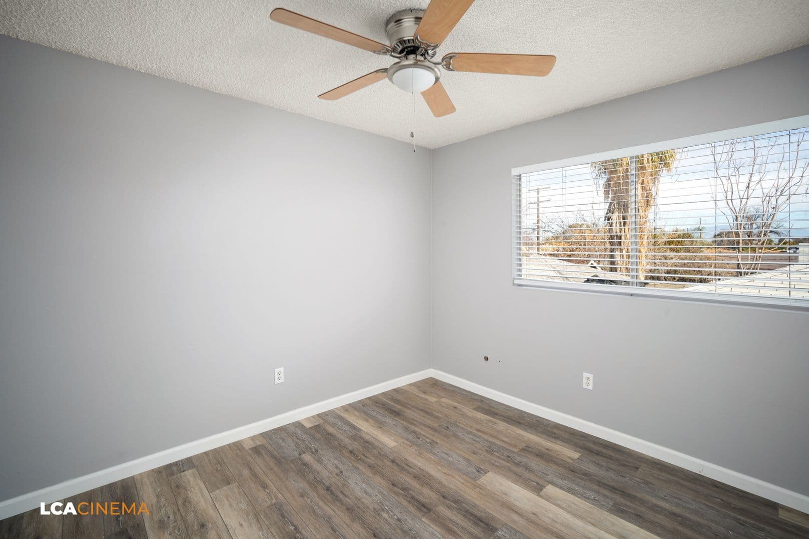 Bakersfield Apartment: 322 Decatur St.