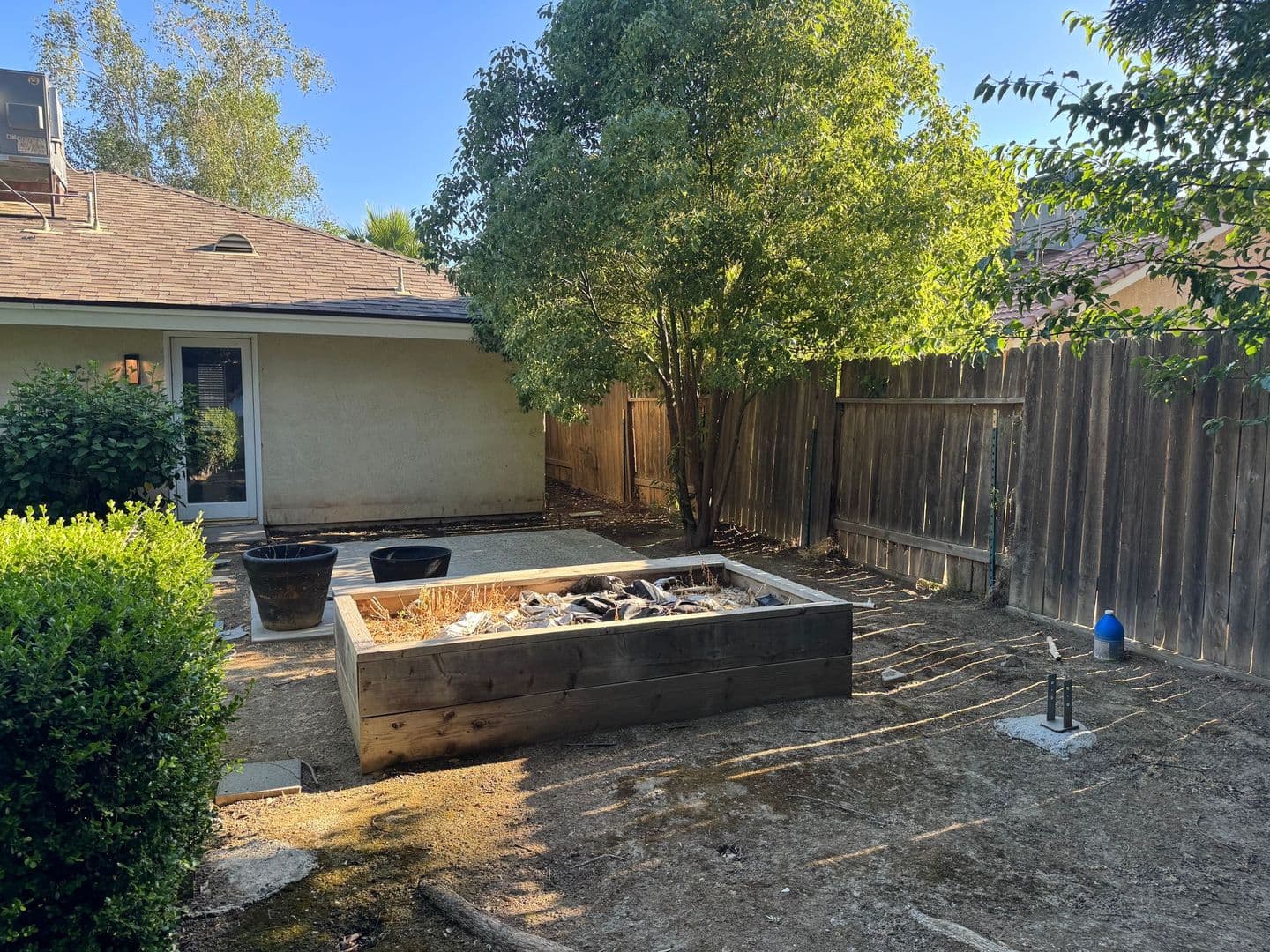 Bakersfield House: 9805 Mesa Oak Dr.