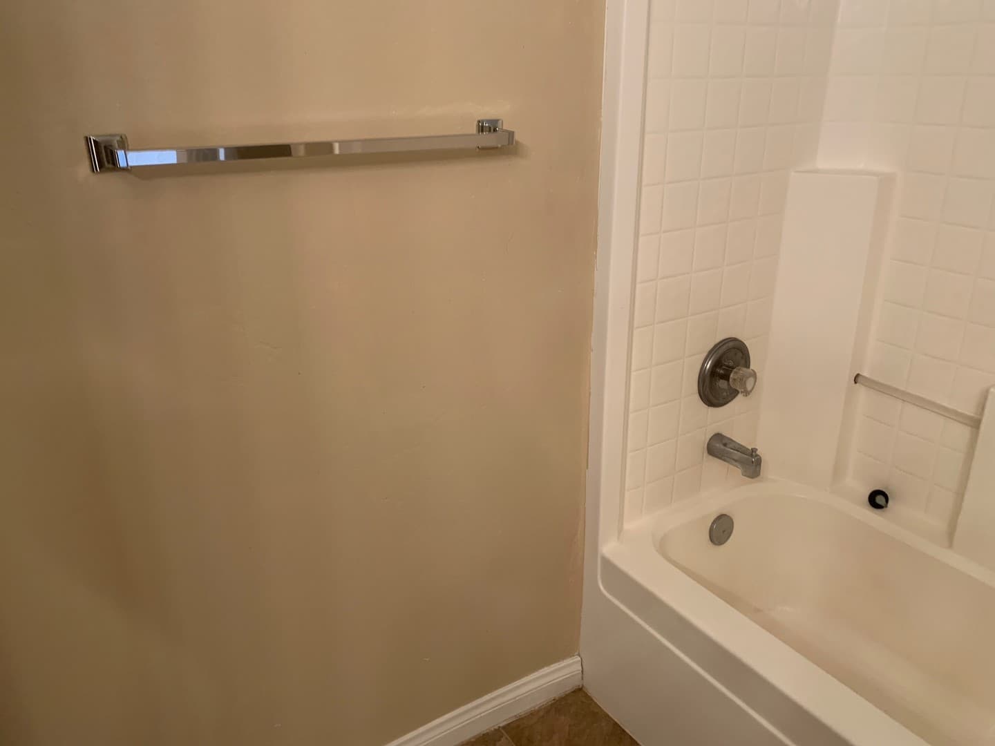 Bakersfield House: 9621 Staffordshire Way