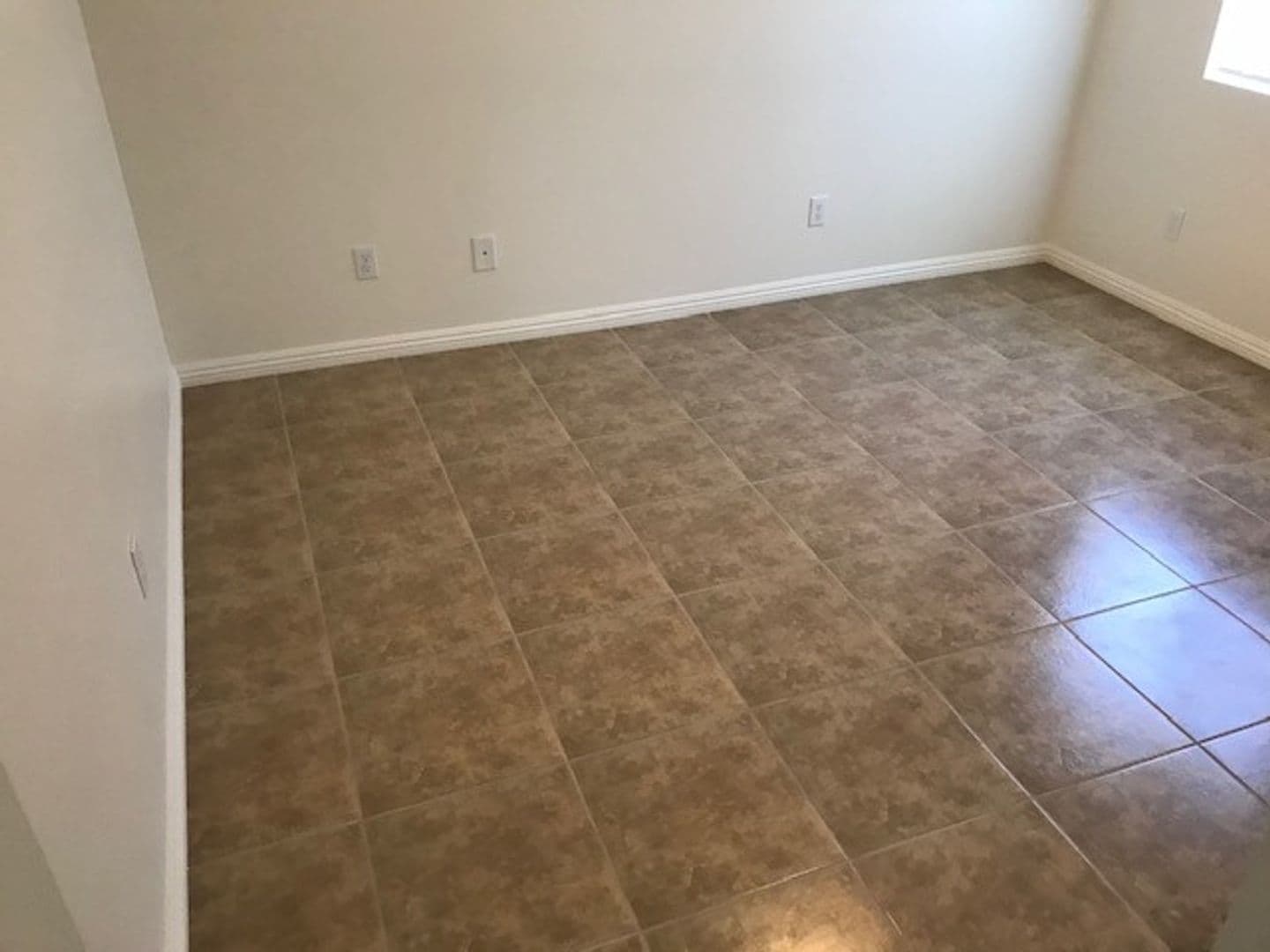 Bakersfield Apartment: 1109 Oregon Street A-D