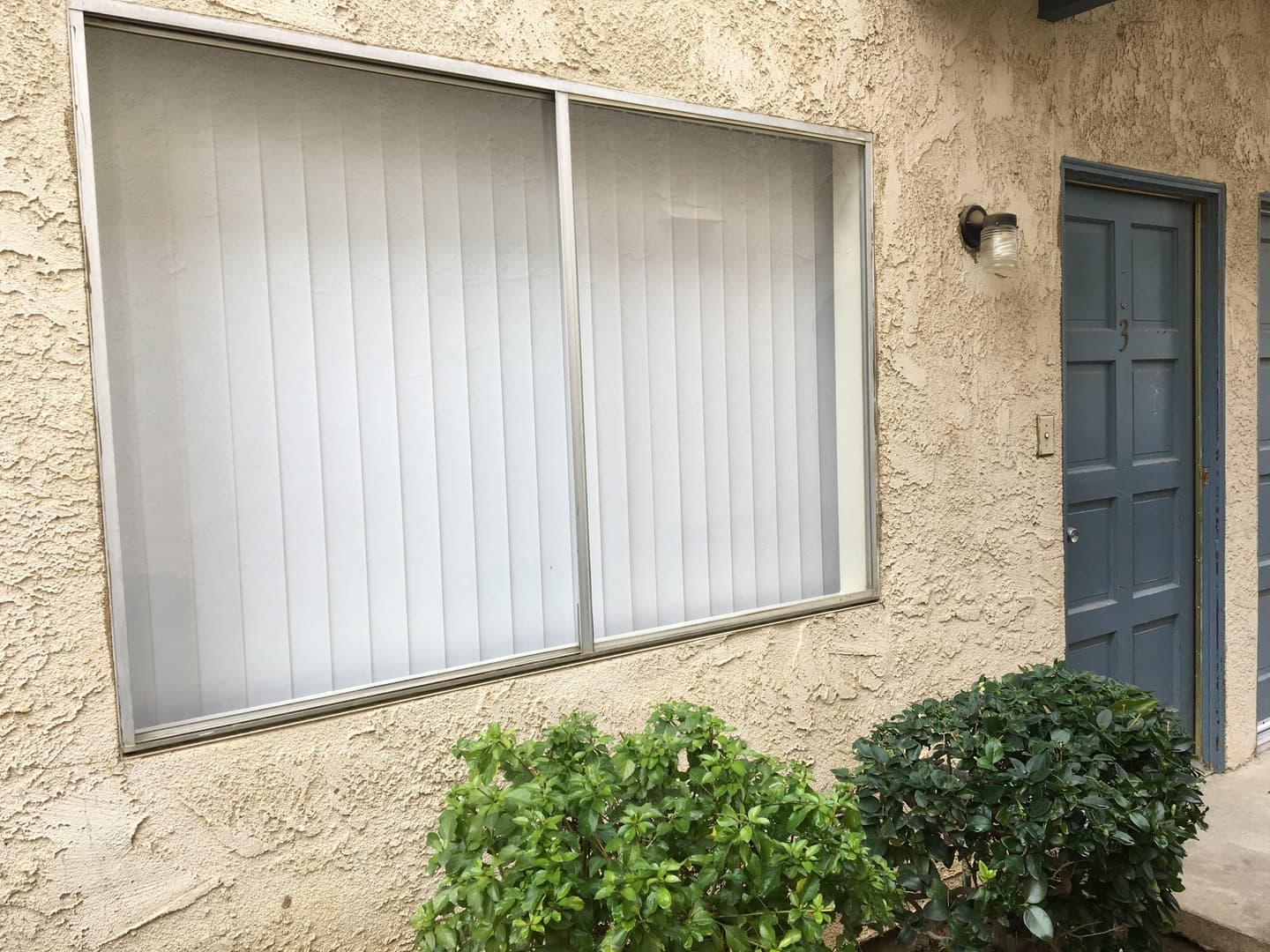 Bakersfield Apartment: 200 Lincoln Ave.