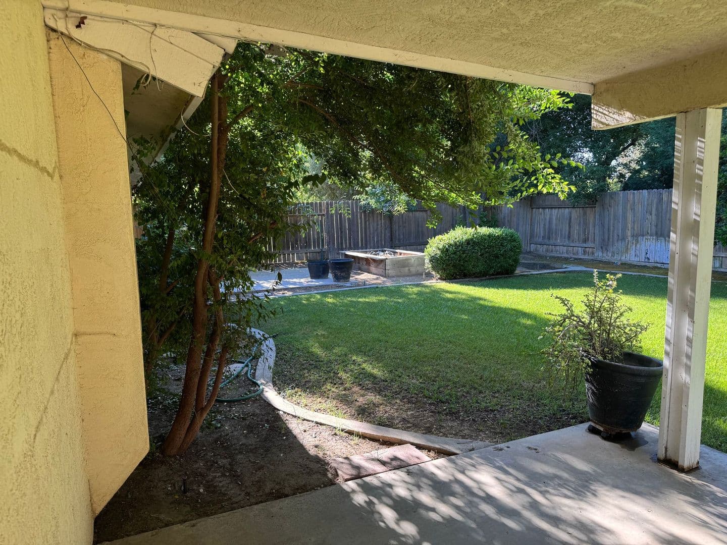 Bakersfield House: 9805 Mesa Oak Dr.