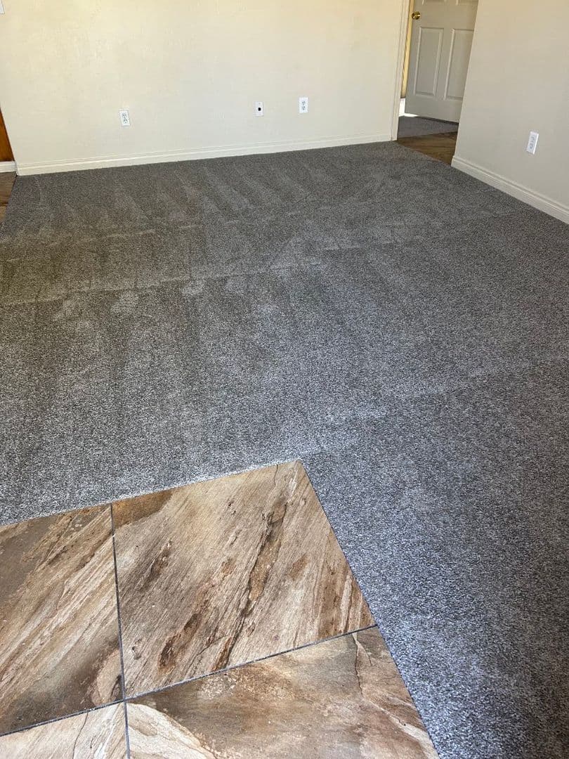 Bakersfield Apartment: 700 Spring Meadow Court