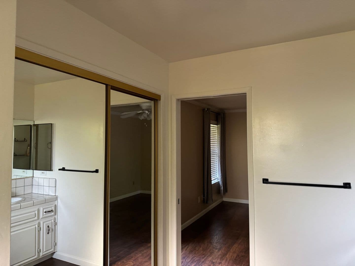 Bakersfield House: 9805 Mesa Oak Dr.