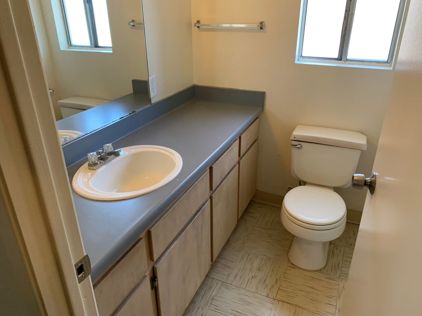Bakersfield Apartment: 11906 Handel Ave.