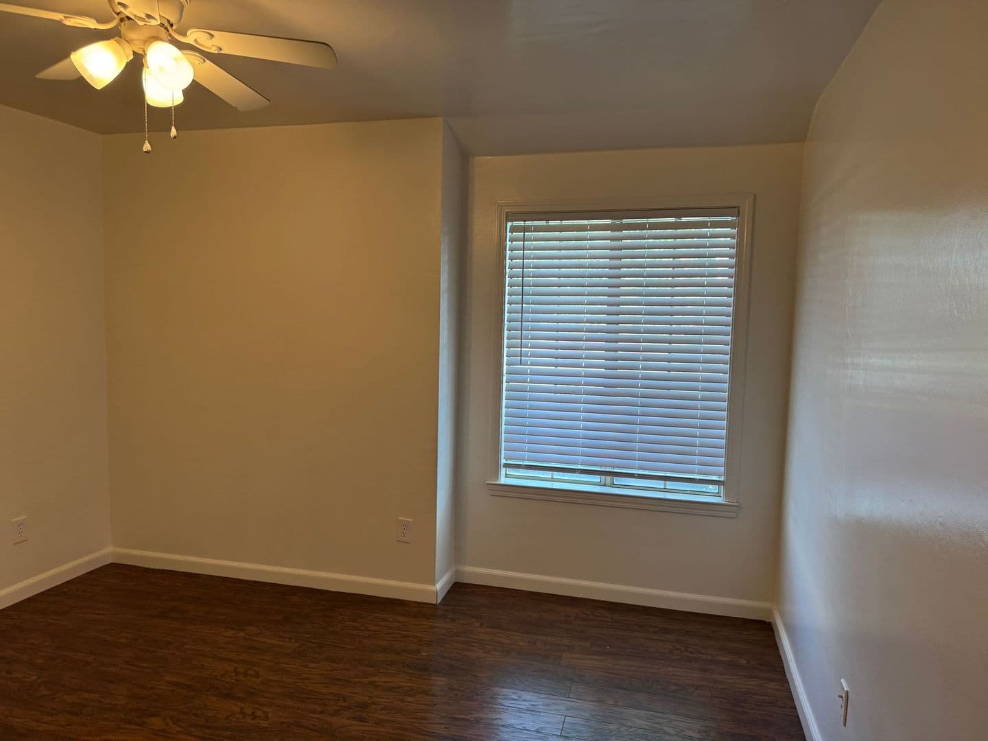 Bakersfield House: 9805 Mesa Oak Dr.