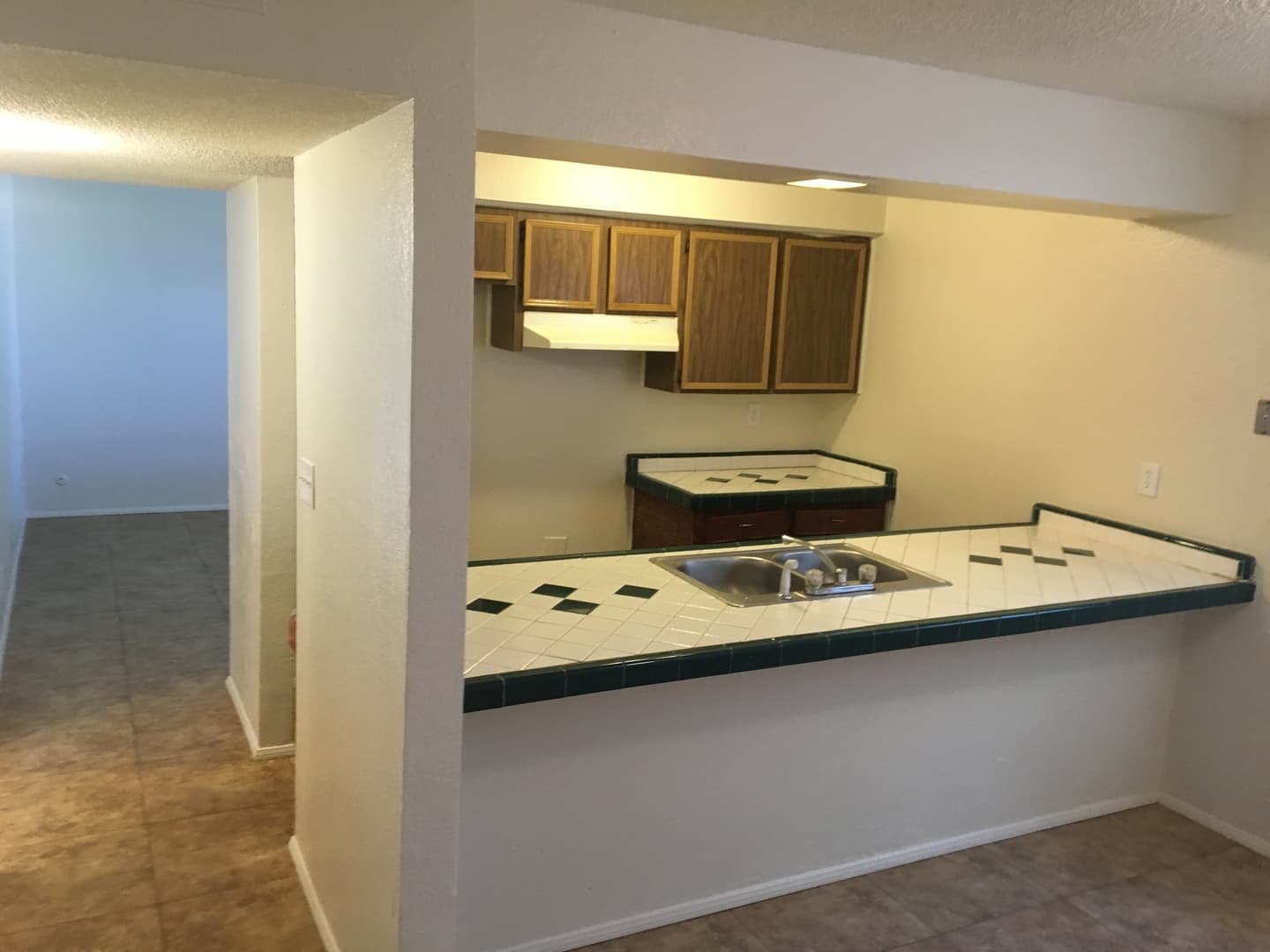 Bakersfield Apartment: 12309 Edison Hwy.