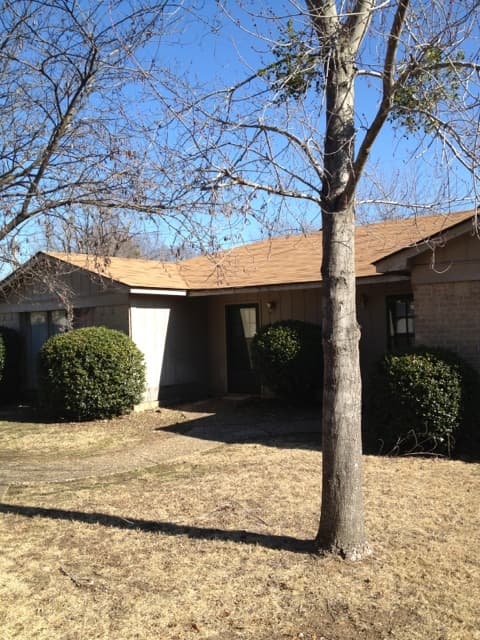 Fort Smith Apartment: 3822 - 3904 - 3906 South N