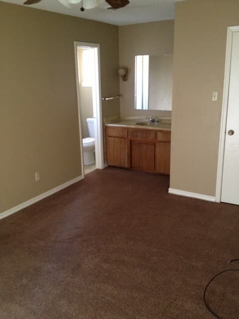 Fort Smith Apartment: 3822 - 3904 - 3906 South N