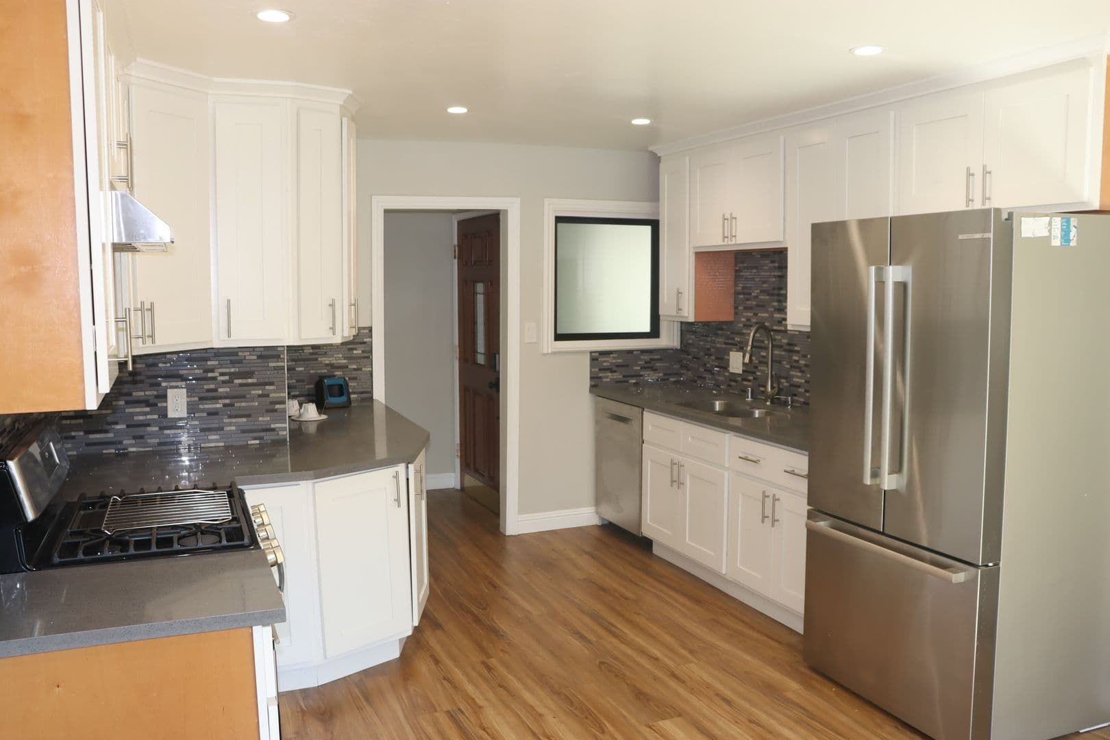 San Jose House: 3159 Vistamont Drive