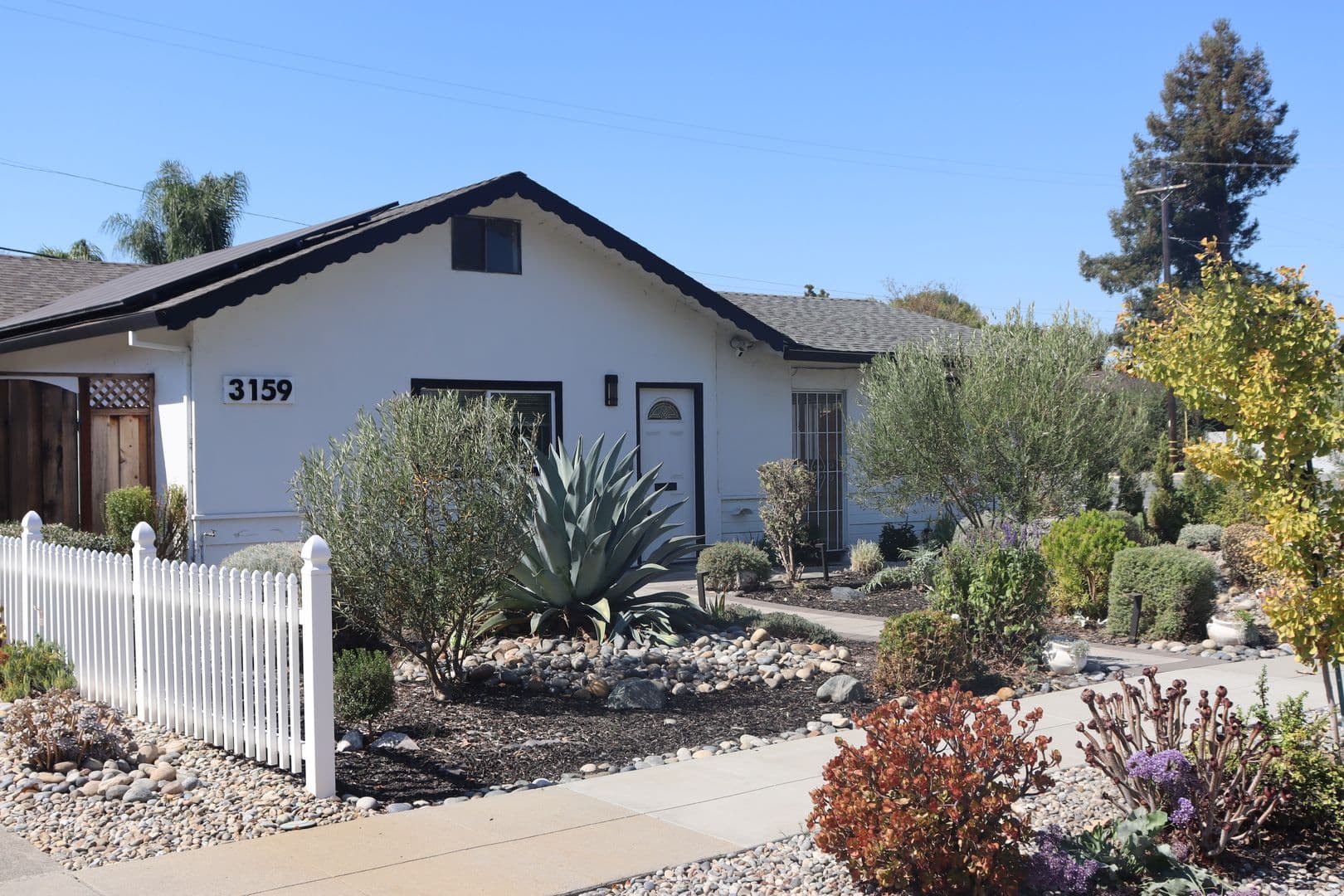 San Jose House: 3159 Vistamont Drive