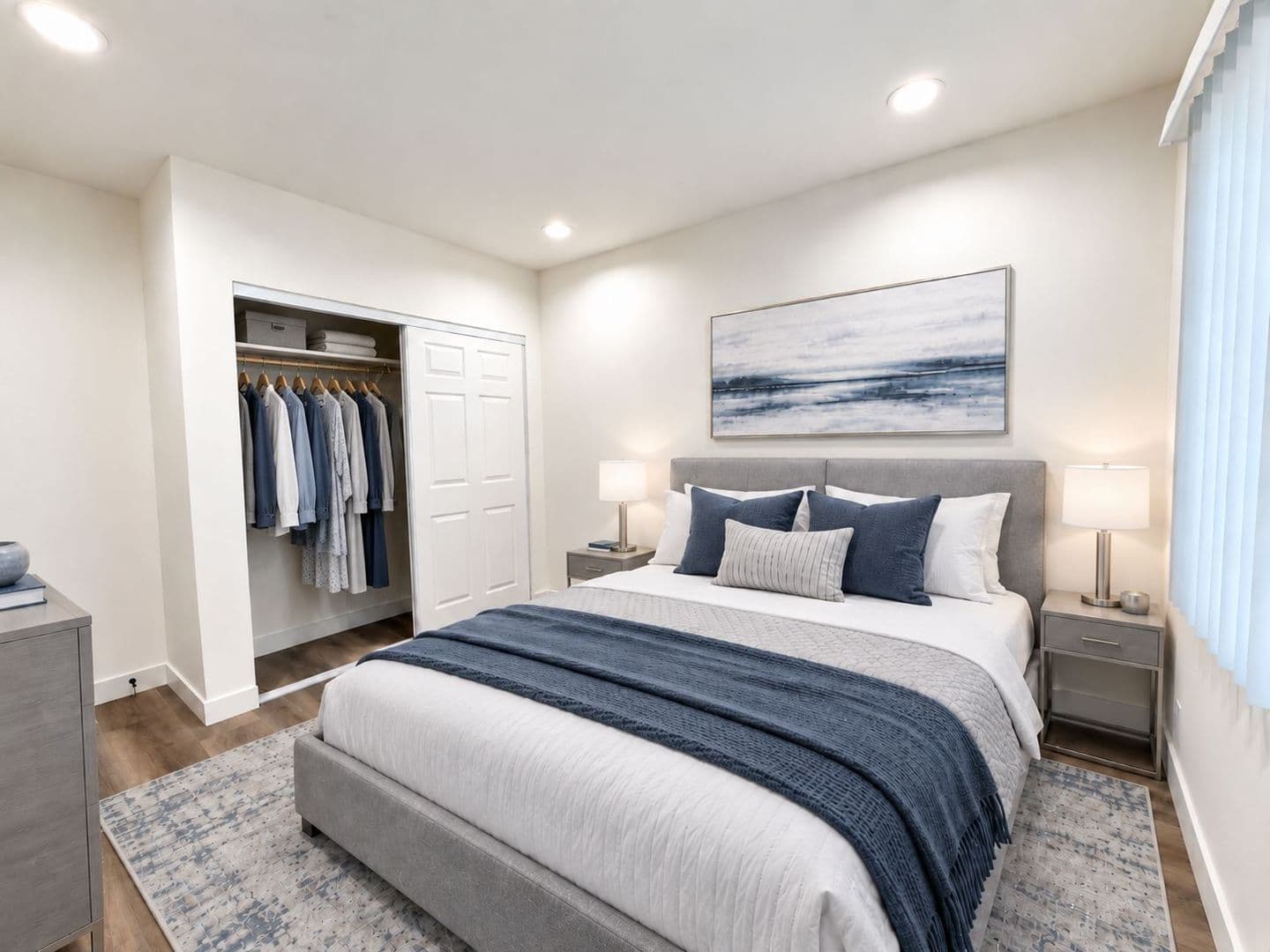 Van Nuys Apartment: 14108 Gilmore St